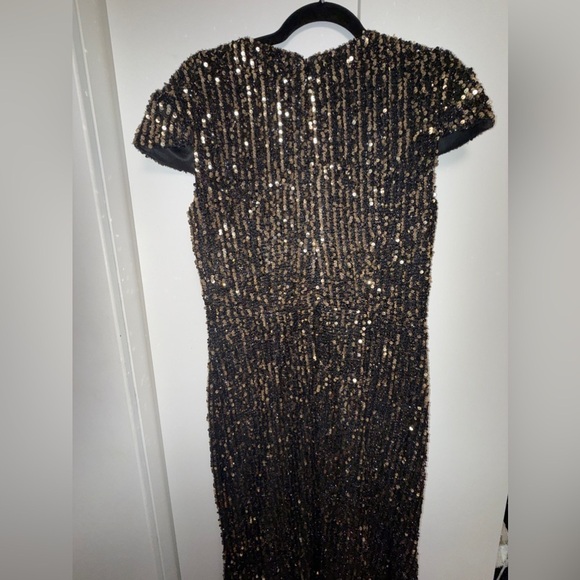 NWT | Mac Duggal 26647 Black Gold Sequined Cap Sleeve High Neck Gown Size 10 - Picture 7 of 9